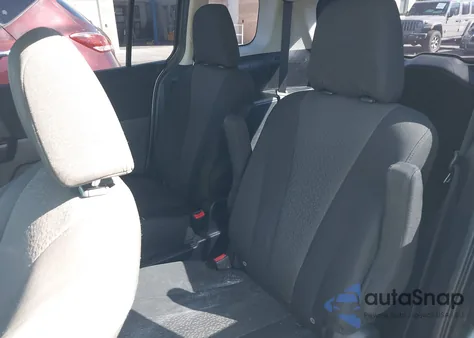 2012 Mazda Mazda5 Touring z USA, uszkodzony, nr VIN JM1CW2CLXC0126643